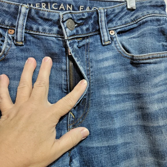 American Eagle AEO Men's Next Level Airflex Slim Blue Denim Jeans Size 32 X 32. - Picture 6 of 10